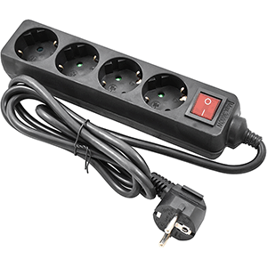 Base 4 tomas + interruptor cable 3x1.5mm² 1.5m negra 